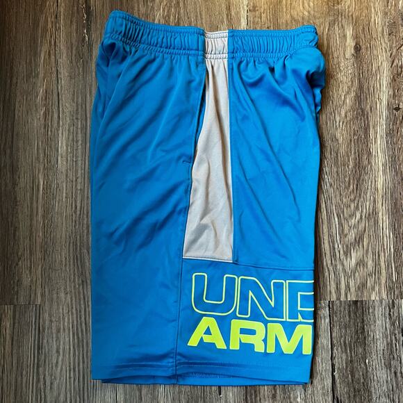 Under Armour Boy's MD Loose Fit Athletic Shorts - Picture 4 of 5